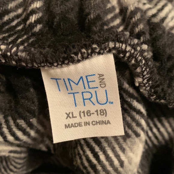 NWT Time and Tru XXL black & grey plaid faux wrap fringe heavy skirt - Picture 12 of 16